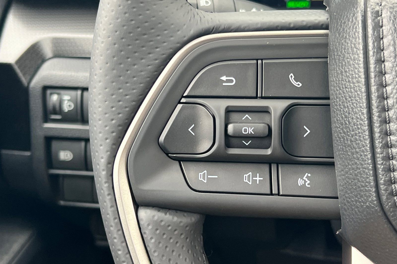 New 2026 Toyota 4Runner Limited AWD/4WD image 27