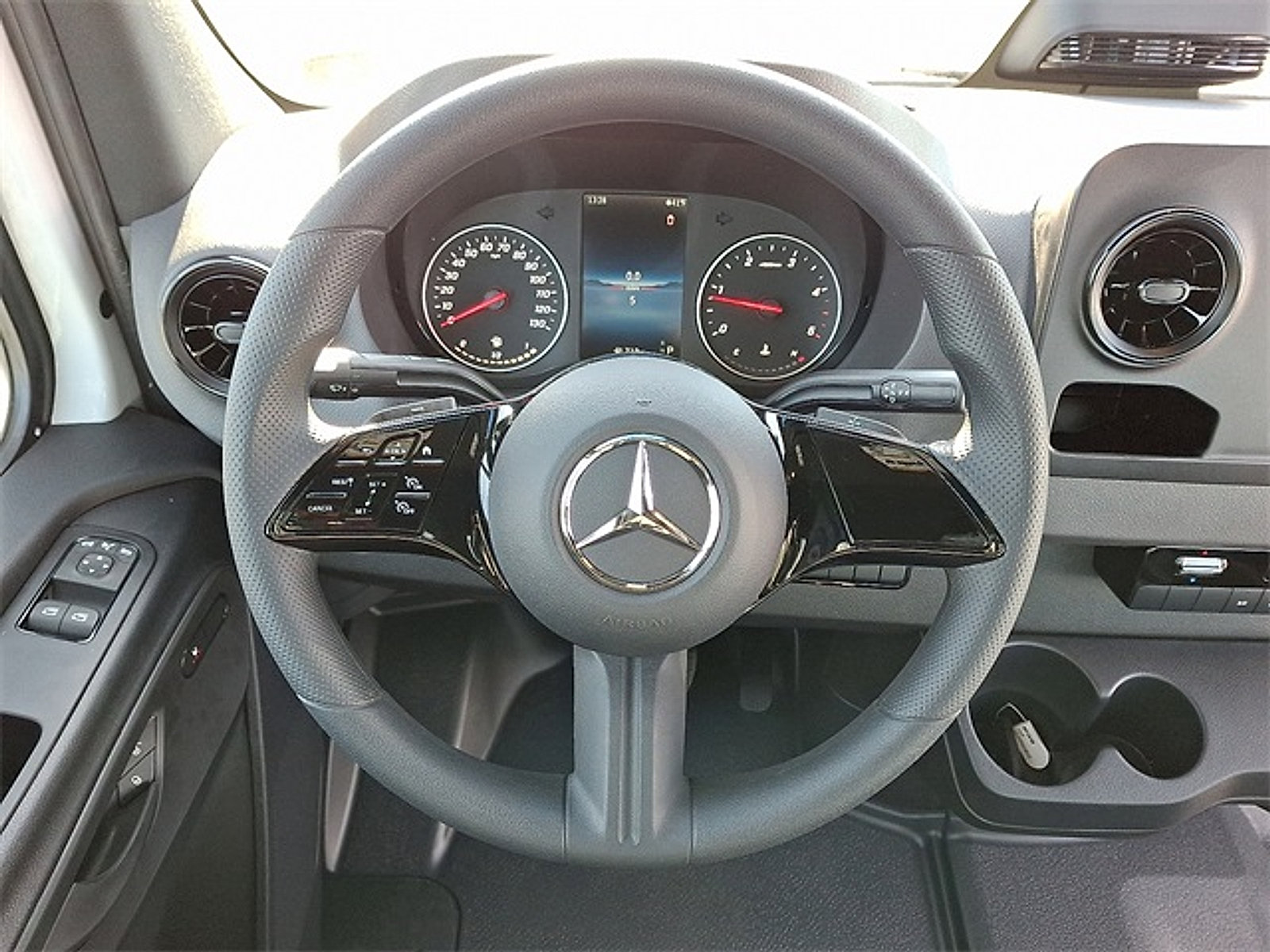 New 2026 Mercedes-Benz Sprinter 2500 image 17