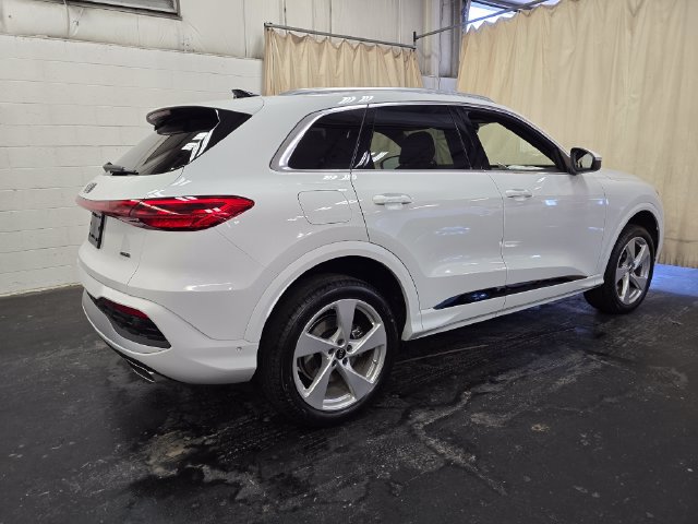Used 2025 Audi Q5 Premium Plus AWD/4WD image 7