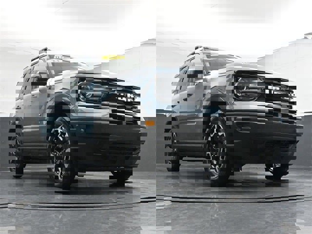 Used 2023 Ford Bronco Sport Outer Banks w/ Tech Package image 24