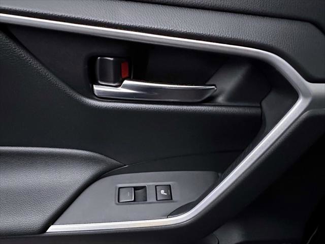 Certified 2023 Toyota RAV4 SE image 19