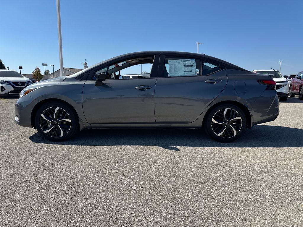 New 2025 Nissan Versa SR w/ Trunk Package image 2