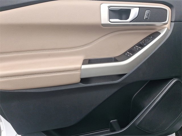 Used 2023 Ford Explorer XLT w/ Equipment Group 202A image 13