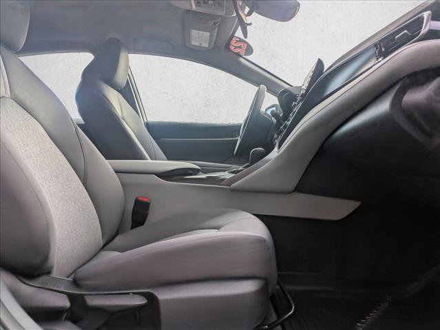 Used 2022 Toyota Camry LE image 19