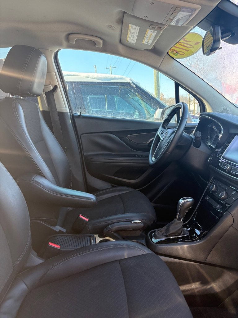 Used 2018 Buick Encore Preferred image 20