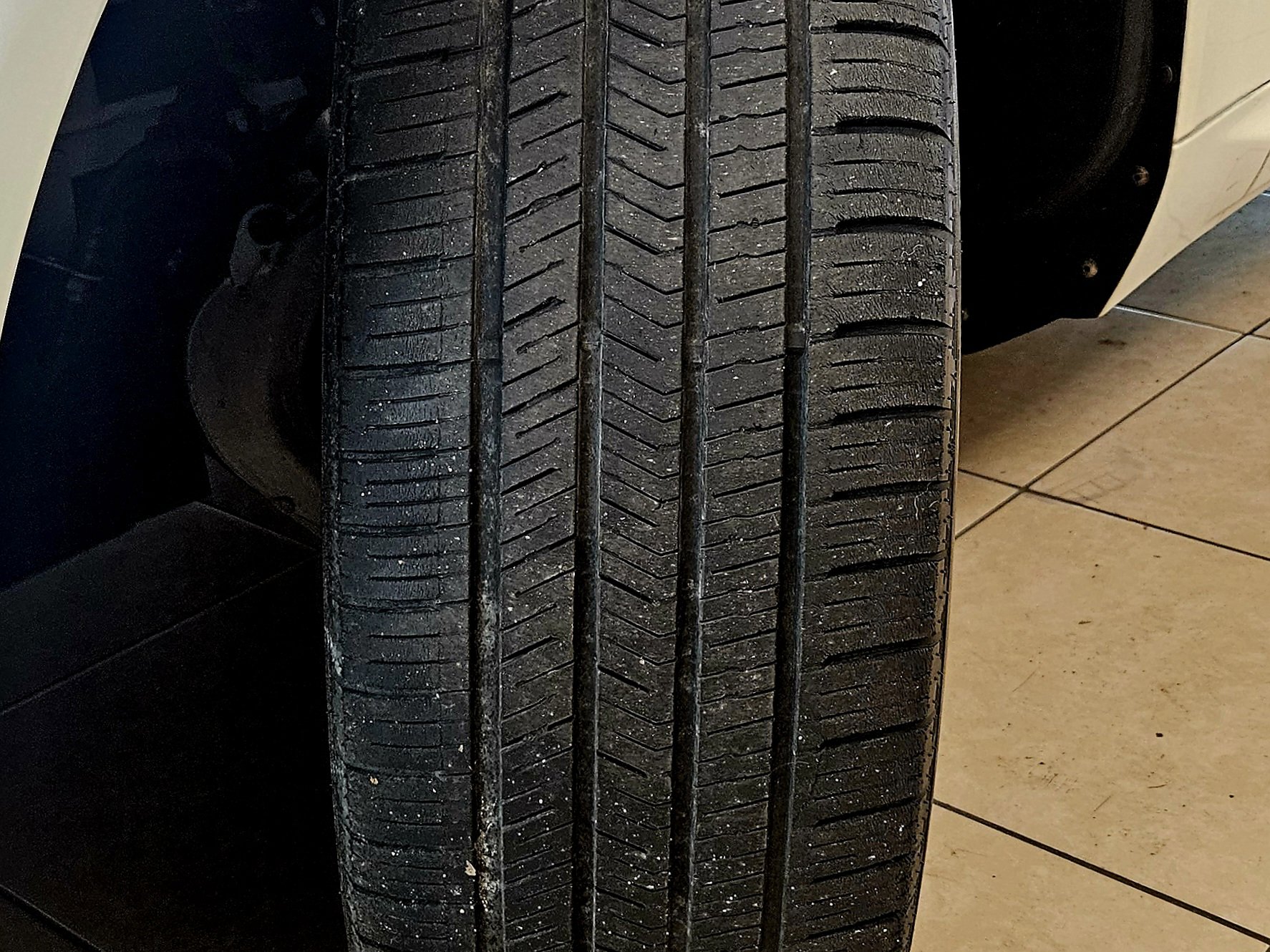 Used 2019 Volvo XC60 T8 Inscription w/ Advanced Package AWD/4WD image 47