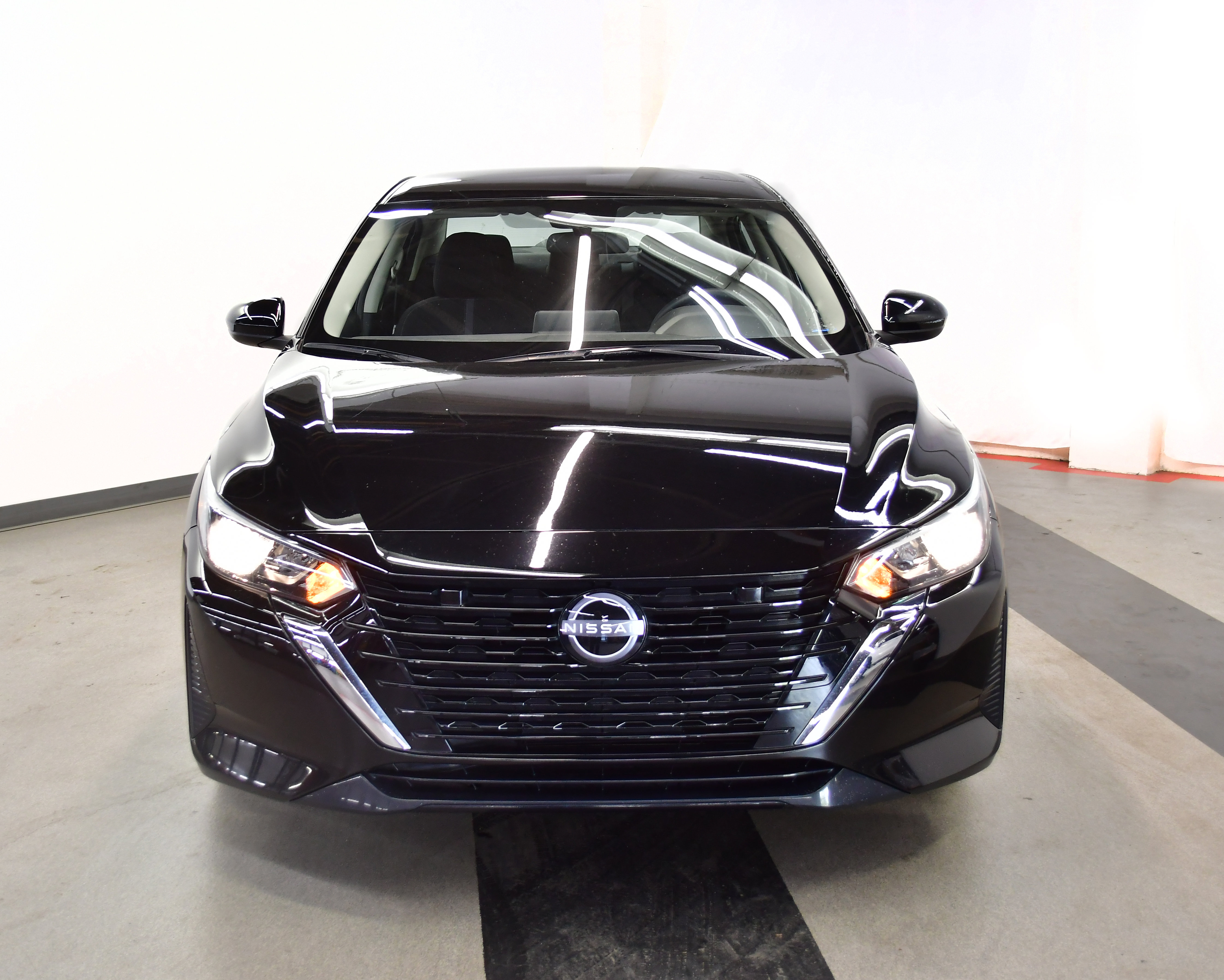 Used 2024 Nissan Sentra SV FWD image 3