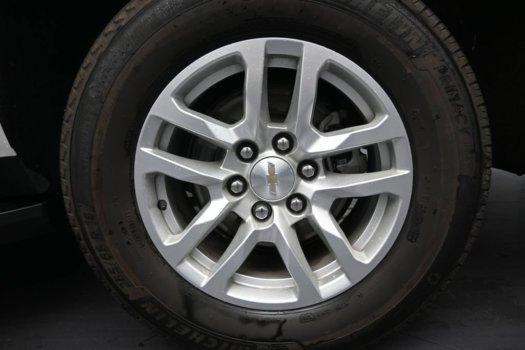 Used 2024 Chevrolet Tahoe LS RWD image 10