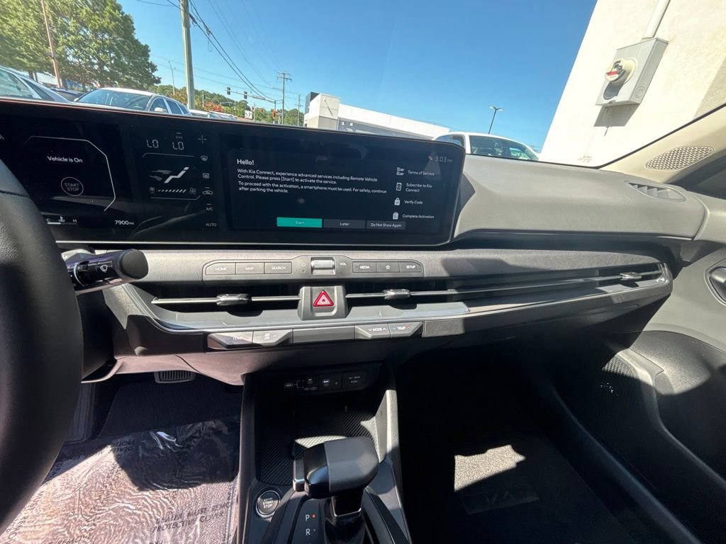 Certified 2025 Kia K4 GT-Line Turbo FWD image 15