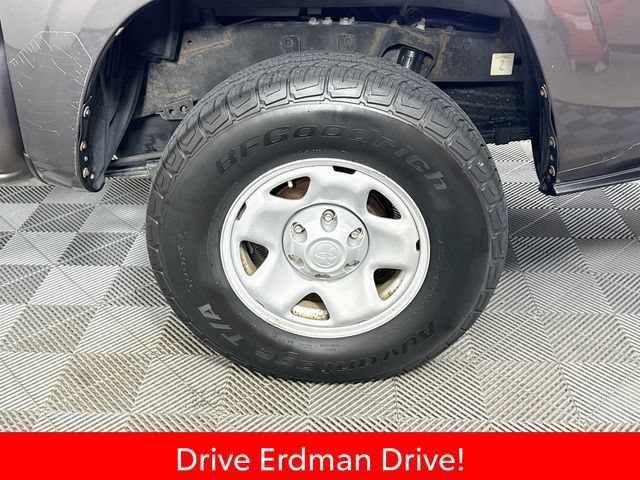 Certified 2016 Toyota Tacoma SR RWD image 4