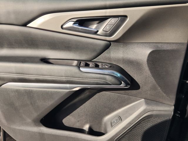 Used 2024 Chevrolet Traverse LT w/ Midnight/Sport Edition image 22