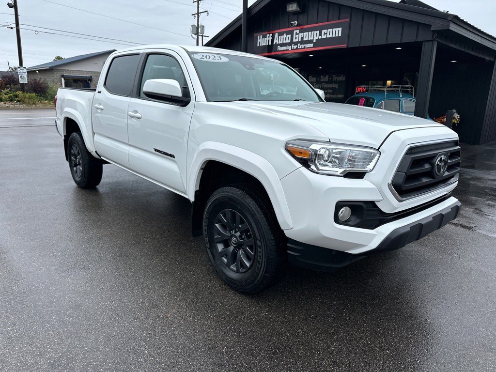 Used 2023 Toyota Tacoma SR5 image 4