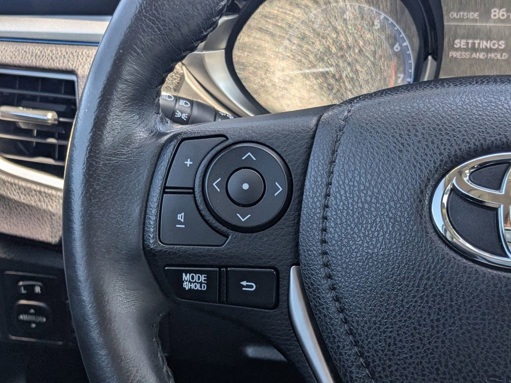 Used 2015 Toyota Corolla S image 22
