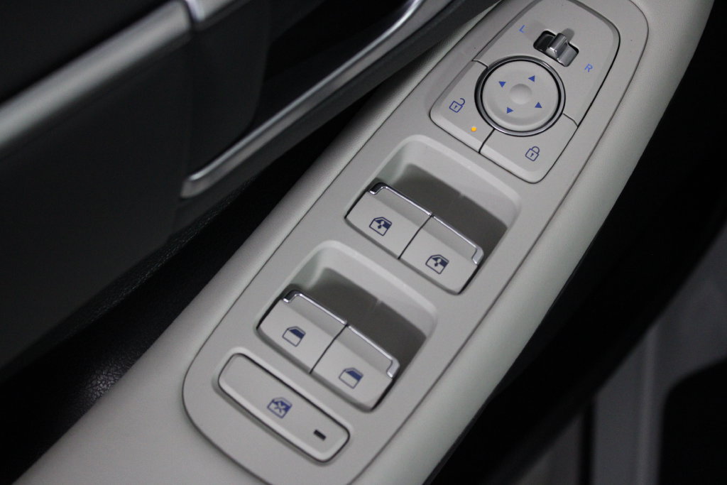 Certified 2026 Hyundai Sonata SEL FWD image 23