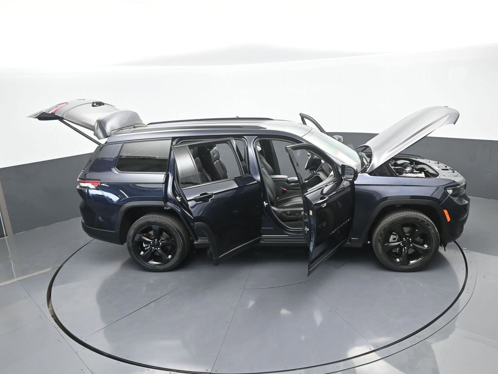 Used 2024 Jeep Grand Cherokee L Limited w/ Black Appearance Package image 71
