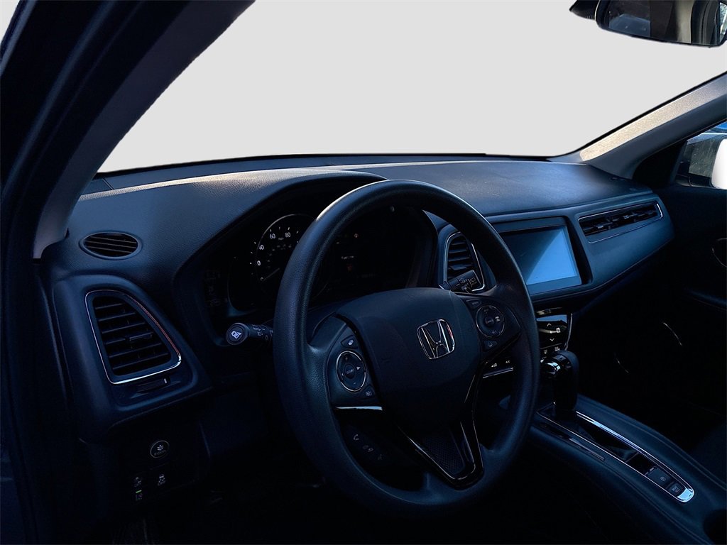 Used 2022 Honda HR-V EX image 9