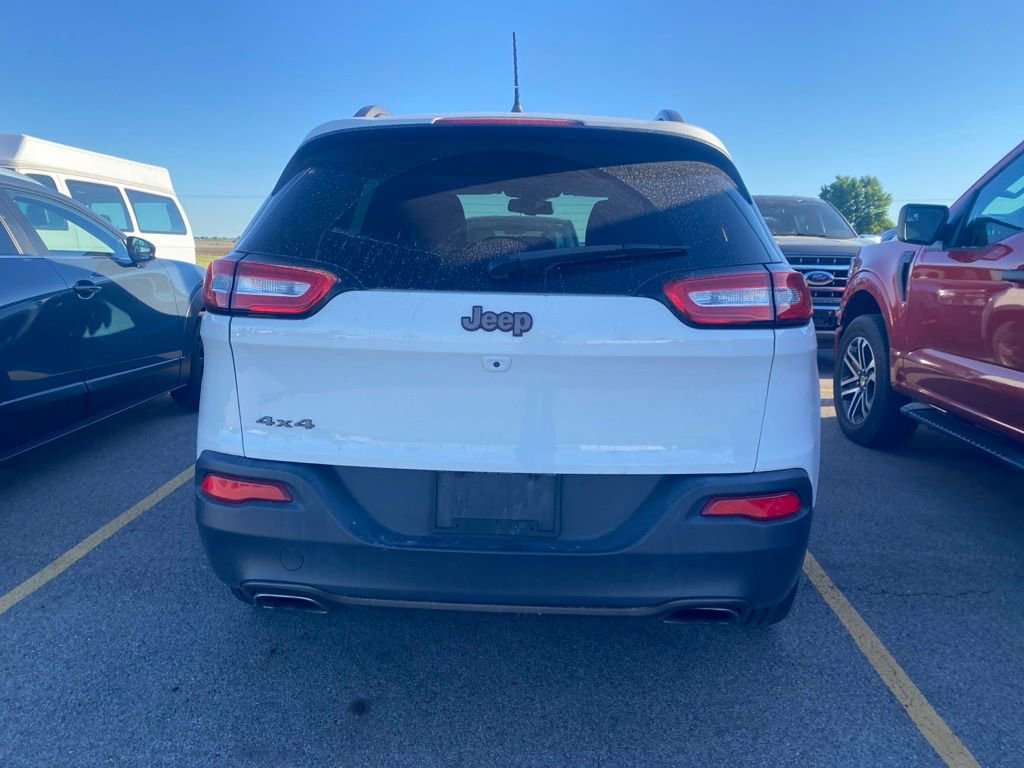 Used 2016 Jeep Cherokee 75th Anniversary AWD/4WD image 10
