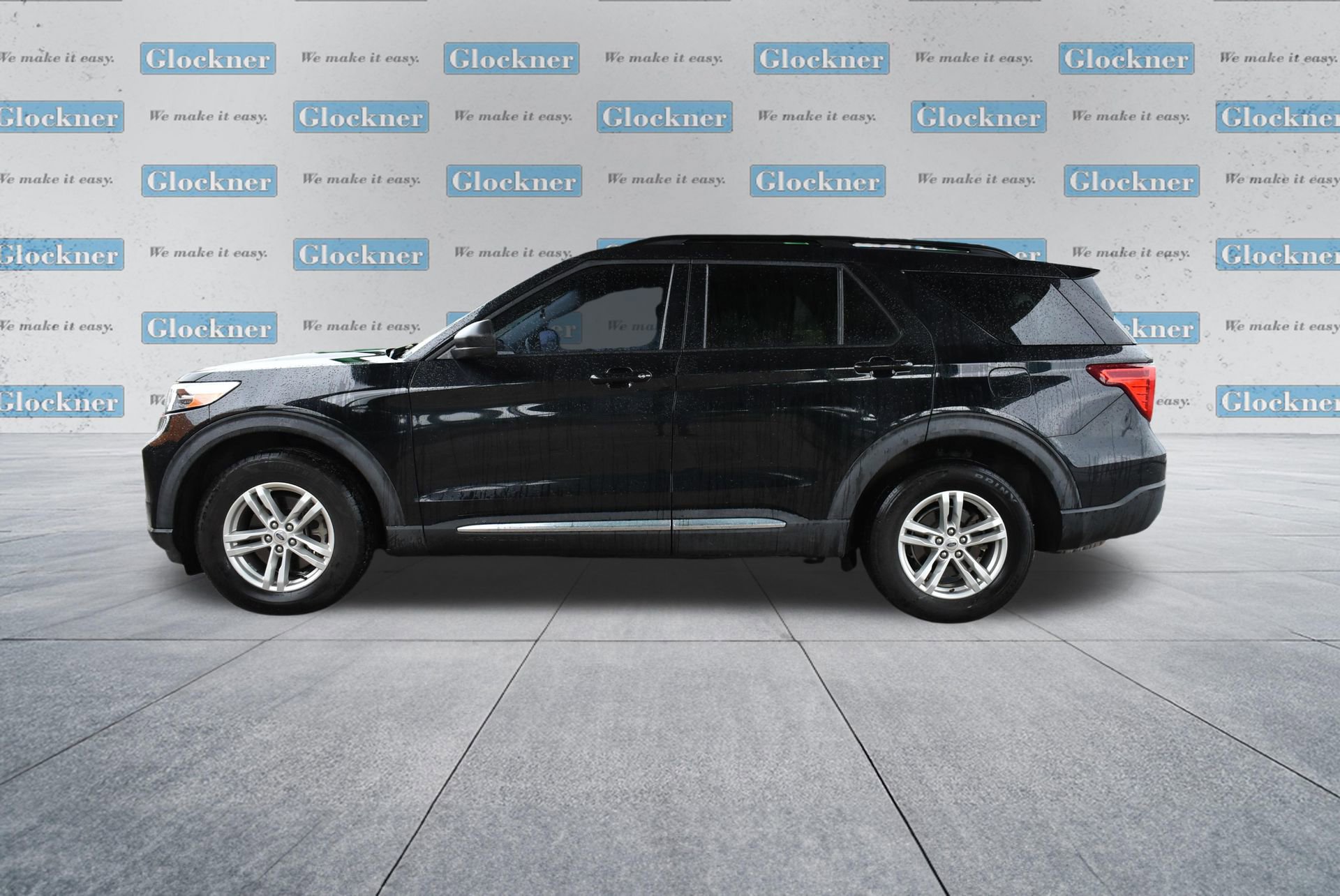 Used 2020 Ford Explorer XLT w/ Equipment Group 202A AWD/4WD image 10