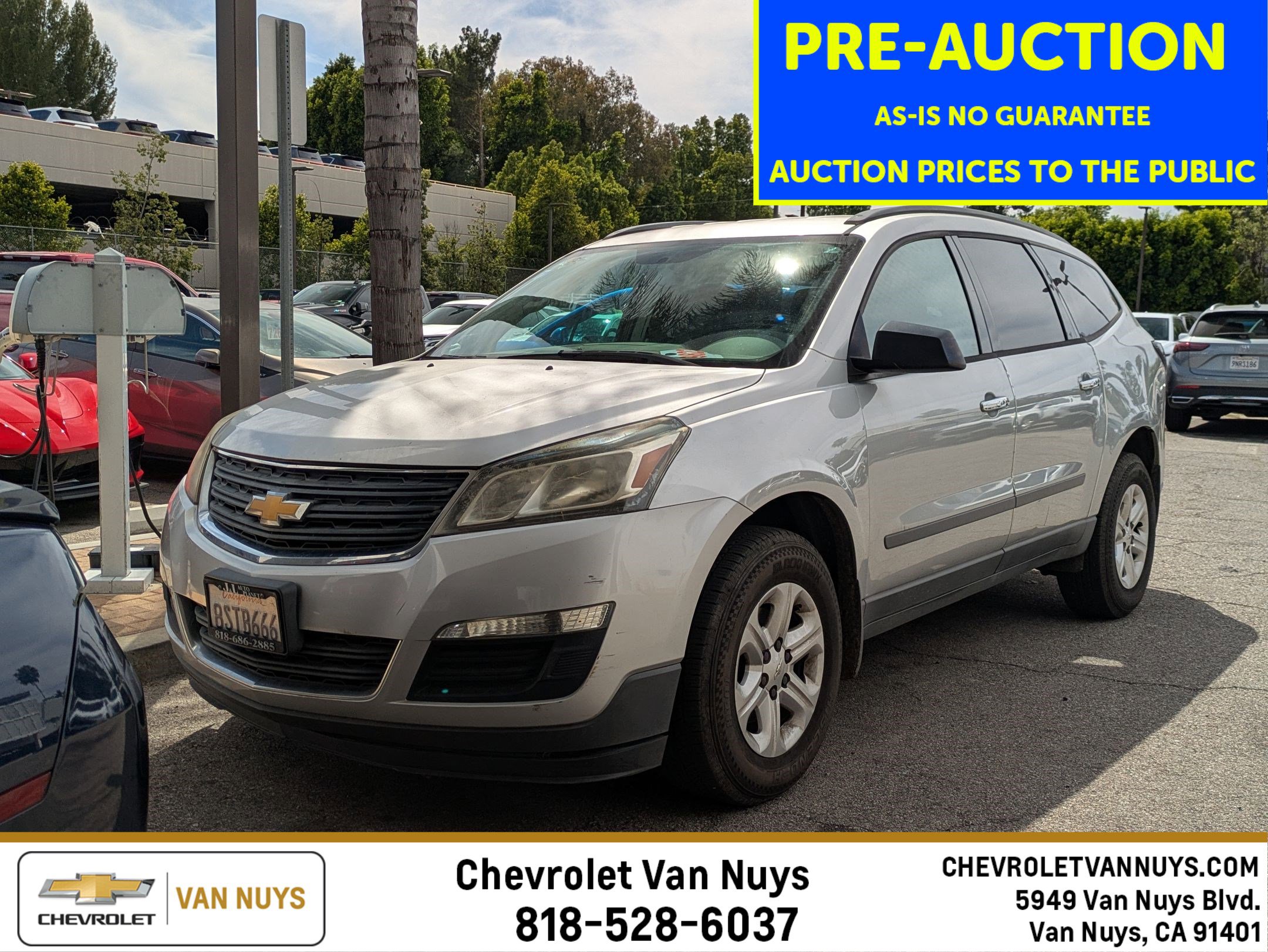 Used 2015 Chevrolet Traverse LS image 1