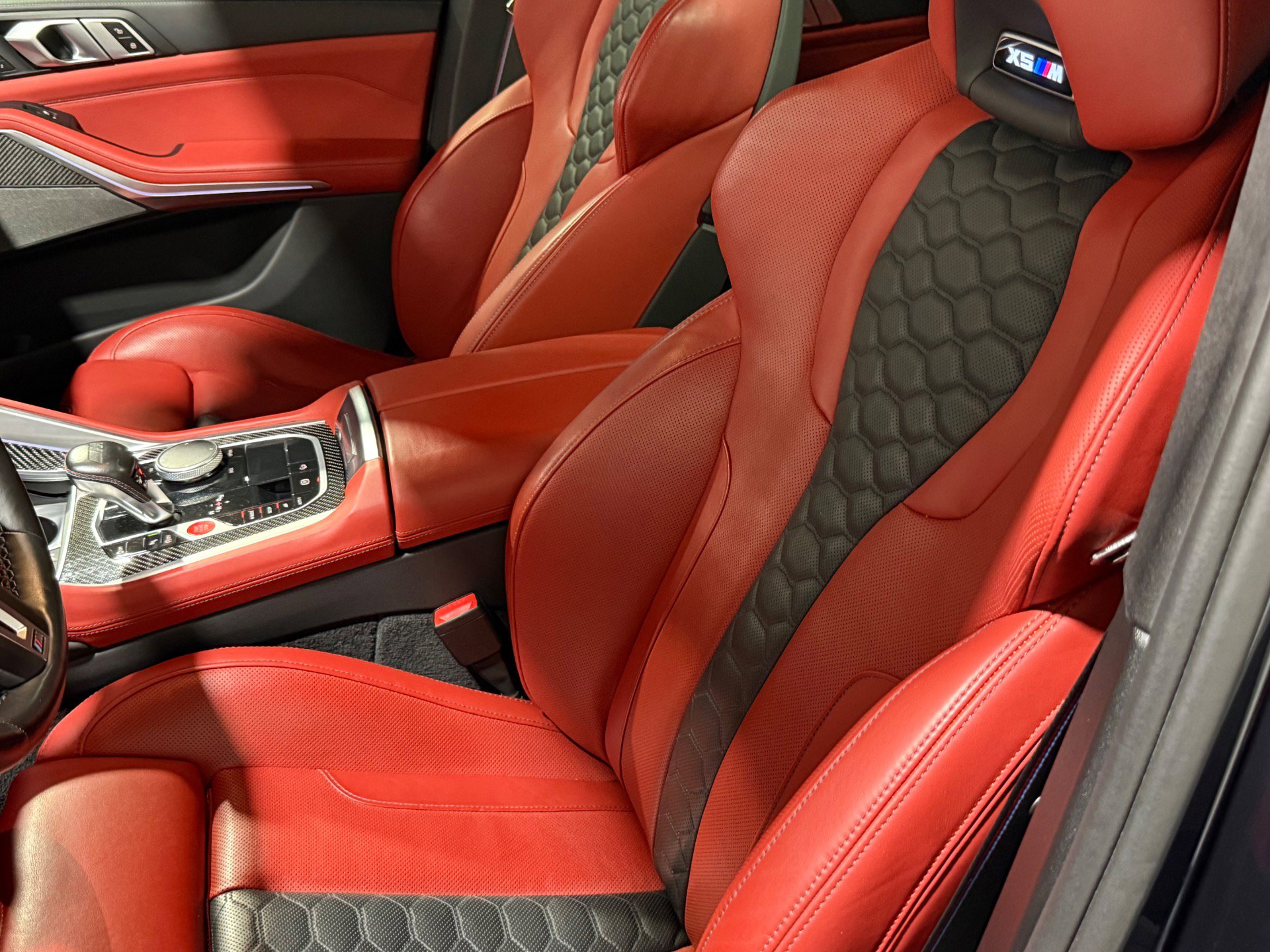 Used 2025 BMW X5 M Competition w/ Executive Package image 33