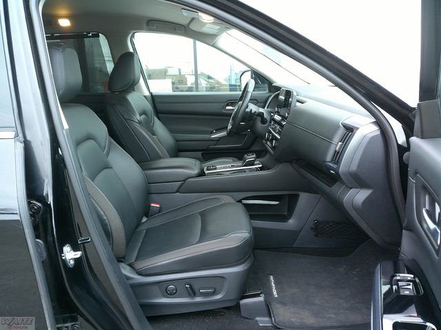 Used 2024 Nissan Pathfinder SL w/ Cargo Package image 33