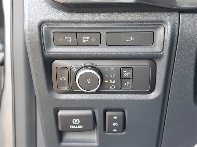 Certified 2022 Ford F150 XLT w/ Equipment Group 302A High image 17