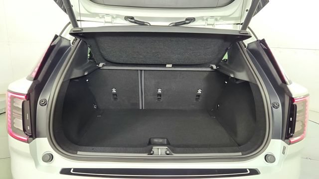 New 2026 Volvo EX30 Plus w/ Protection Package AWD/4WD image 34