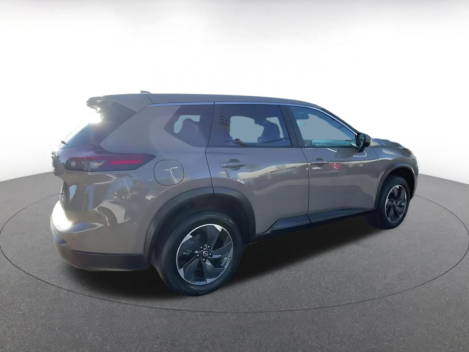 Used 2025 Nissan Rogue SV image 15