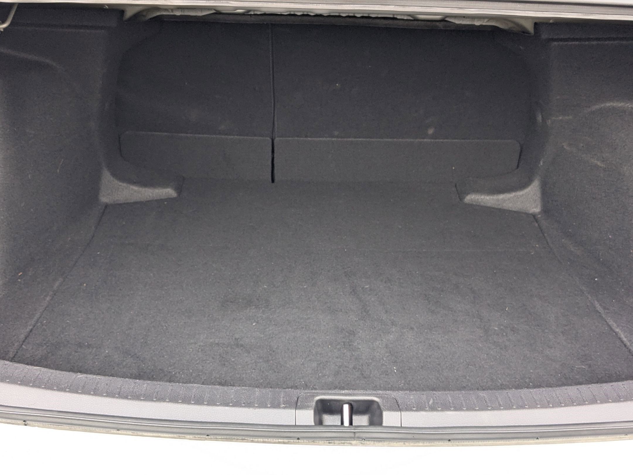 Used 2024 Toyota Corolla LE image 21