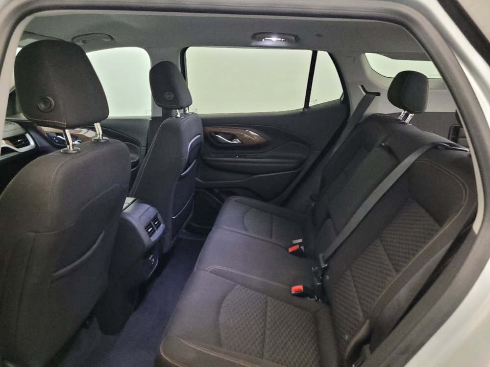 Used 2021 GMC Terrain SLE w/ Driver Convenience Package AWD/4WD image 18