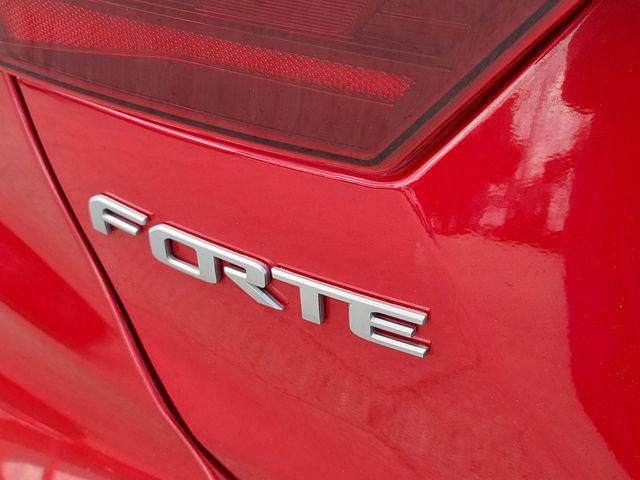 Used 2024 Kia Forte LXS FWD image 9