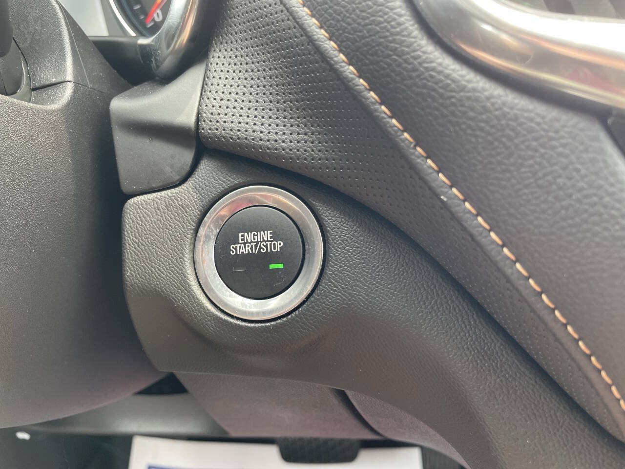 Used 2024 Chevrolet Equinox Premier AWD/4WD image 20