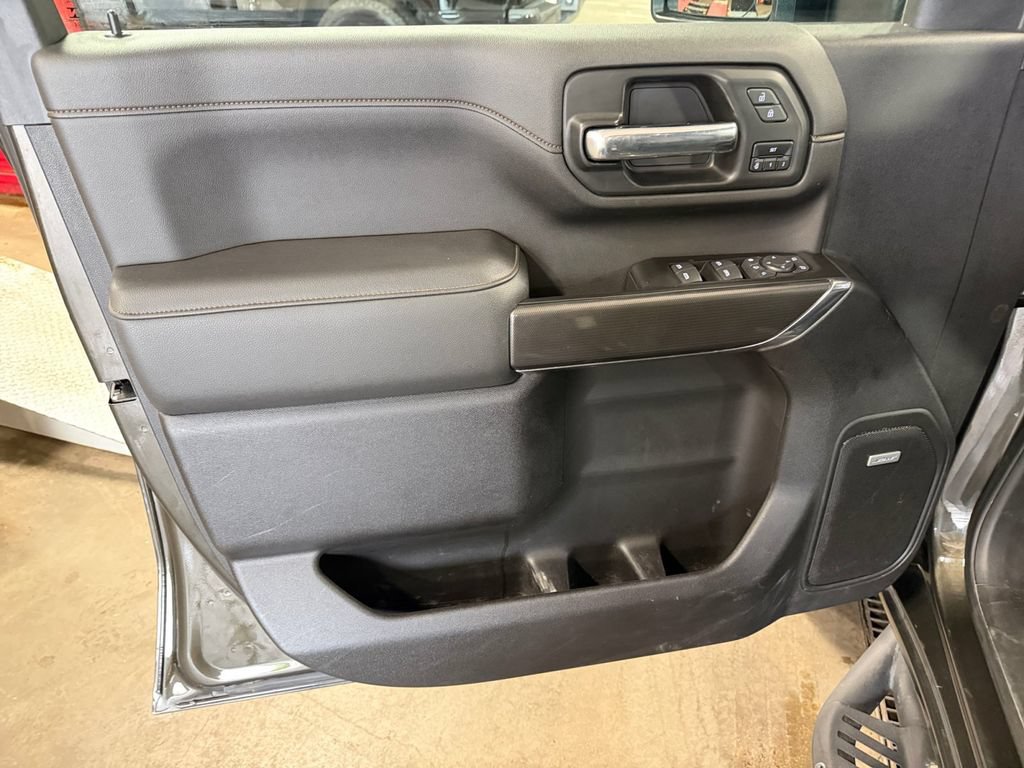Used 2022 GMC Sierra 3500 AT4 w/ AT4 Preferred Package AWD/4WD image 26