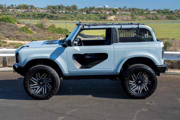Used 2023 Ford Bronco 2-Door w/ Sasquatch Package AWD/4WD image 7