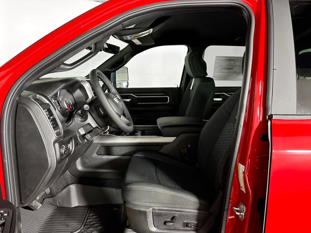 New 2026 RAM 2500 Big Horn AWD/4WD image 11