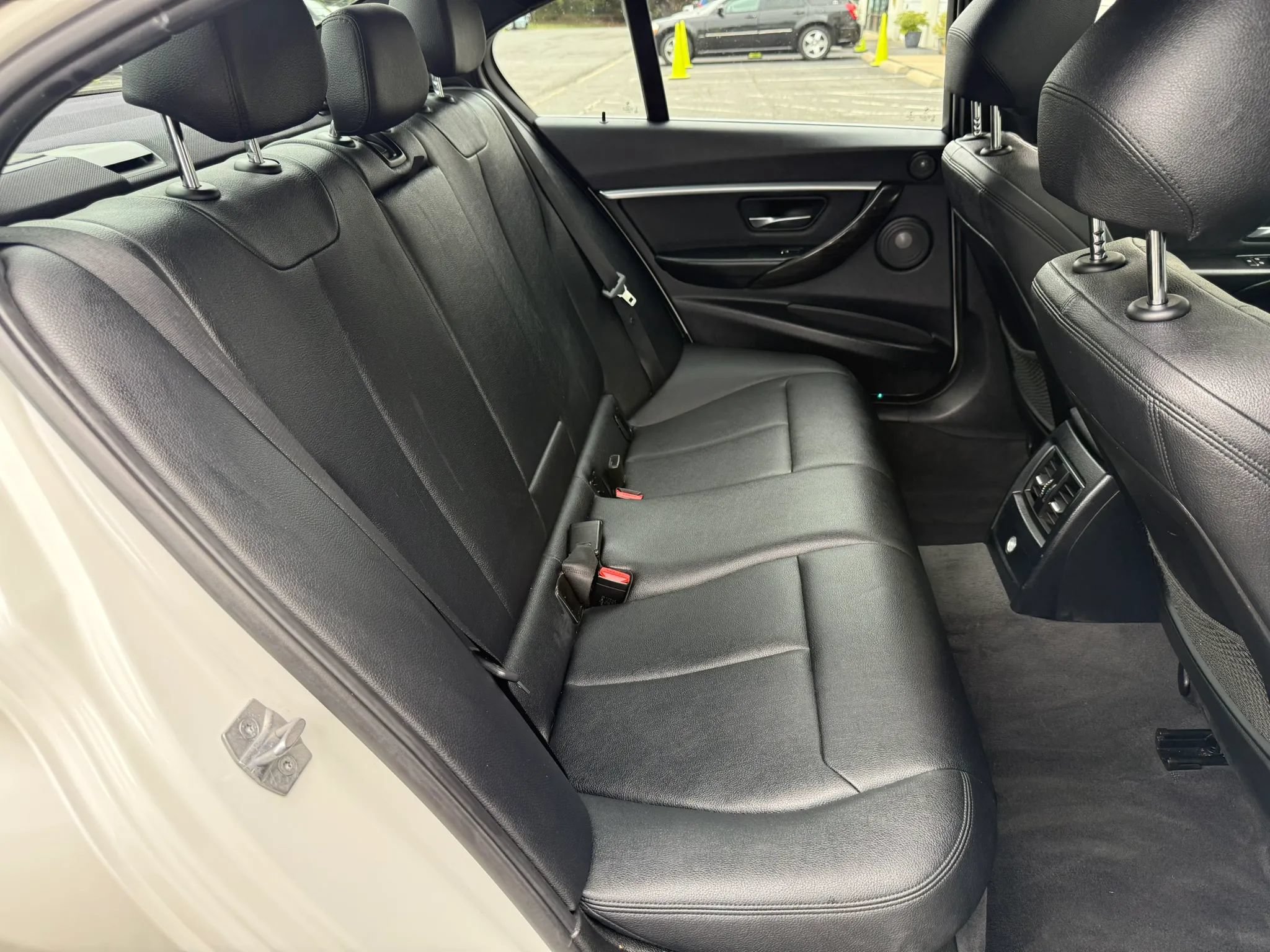Used 2016 BMW 340i xDrive Sedan AWD/4WD image 26