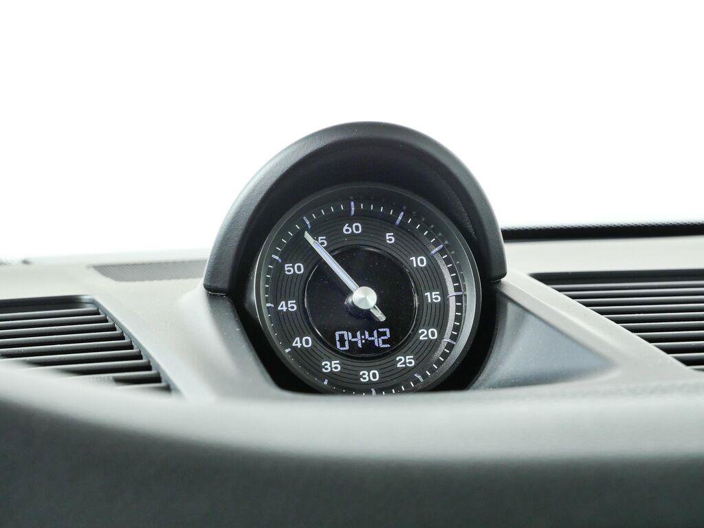 Used 2023 Porsche 911 Carrera RWD image 17