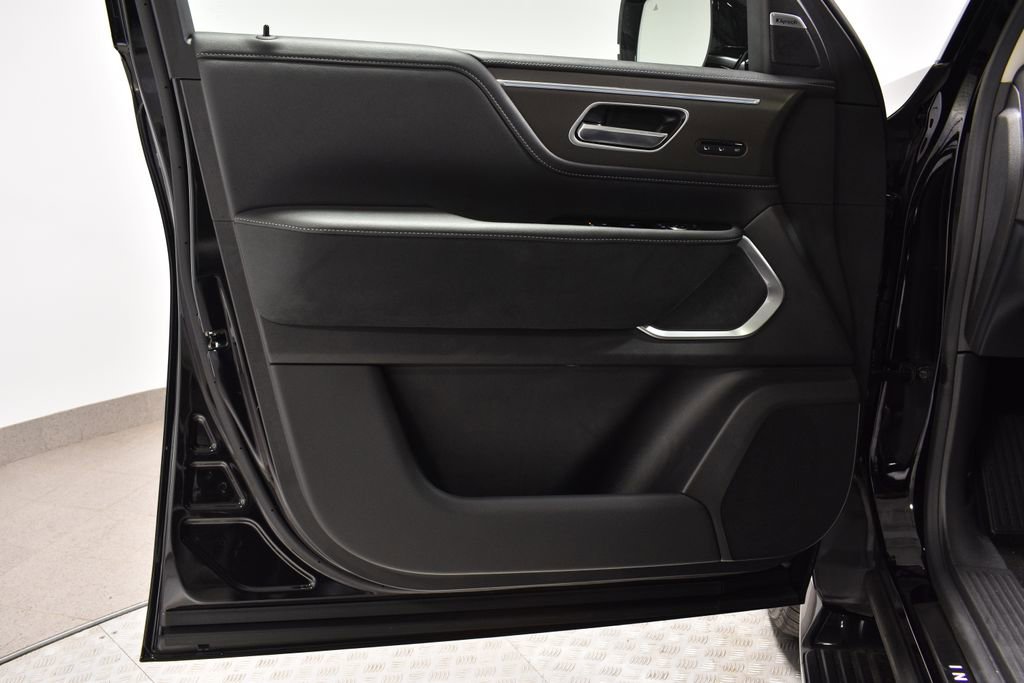 New 2026 INFINITI QX80 Luxe w/ Exterior Package image 10