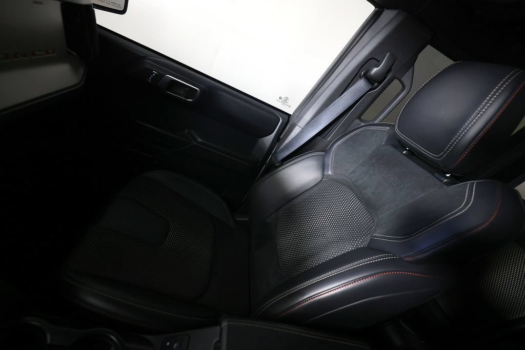 Used 2024 Ford Bronco Raptor w/ Interior Carbon Fiber Pack 6 AWD/4WD image 32