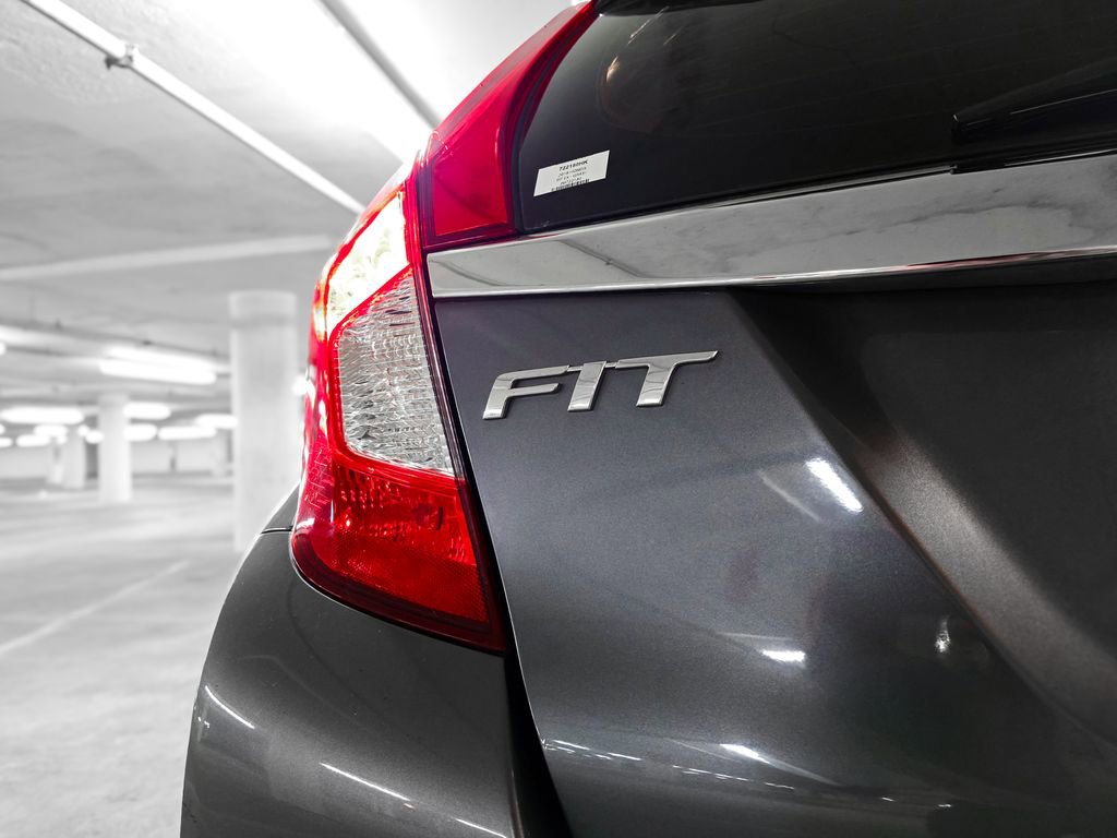 Used 2018 Honda Fit EX image 10