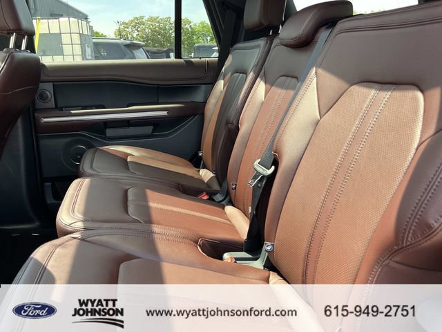 Used 2023 Ford Expedition Limited image 22