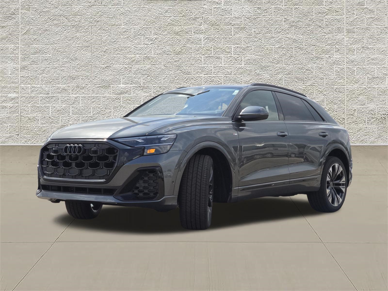 New 2027 Audi Q8 Premium Plus AWD/4WD image 3