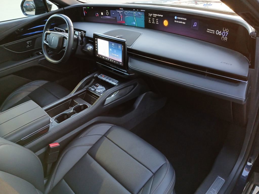 Used 2024 Lincoln Nautilus Premier w/ Jet Appearance Package image 30