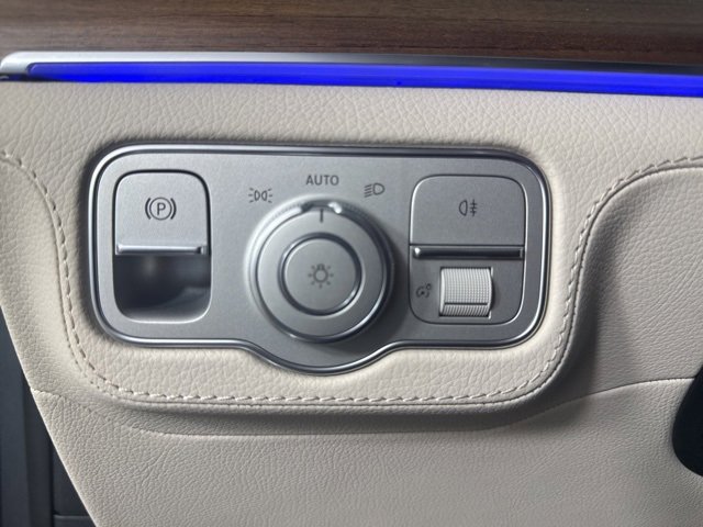 New 2026 Mercedes-Benz GLE 53 AMG 4MATIC Coupe image 17