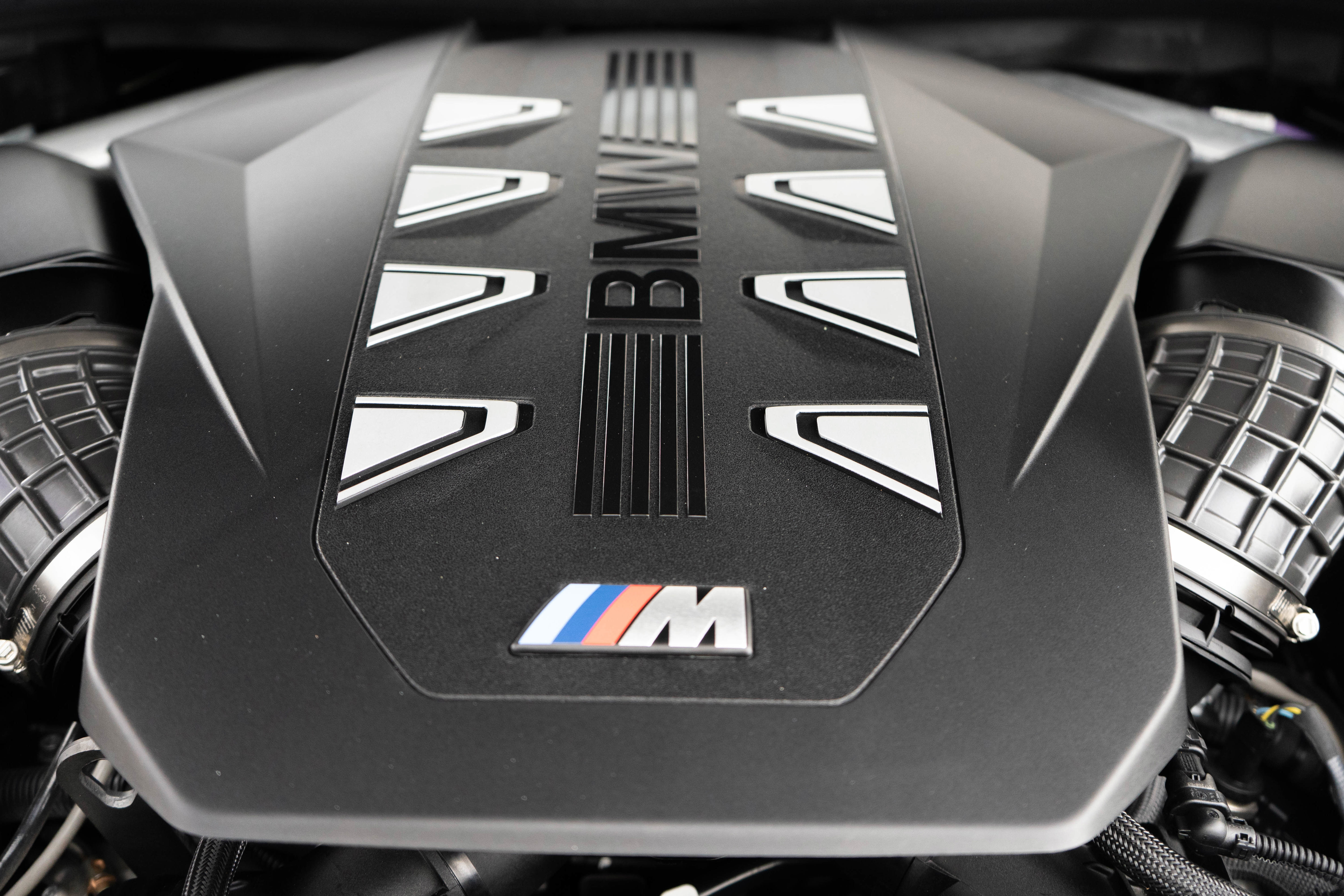 Used 2023 BMW X7 M60i AWD/4WD image 63