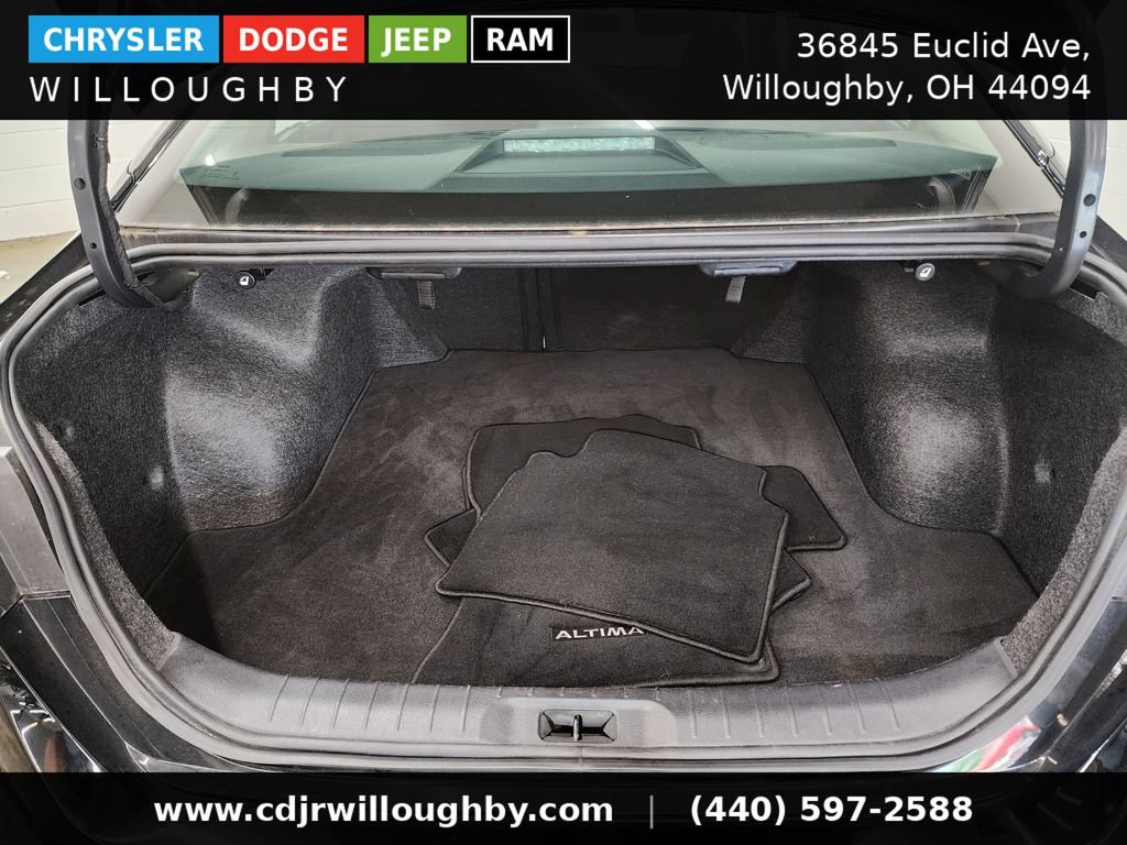 Used 2025 Nissan Altima 2.5 SV AWD/4WD image 31