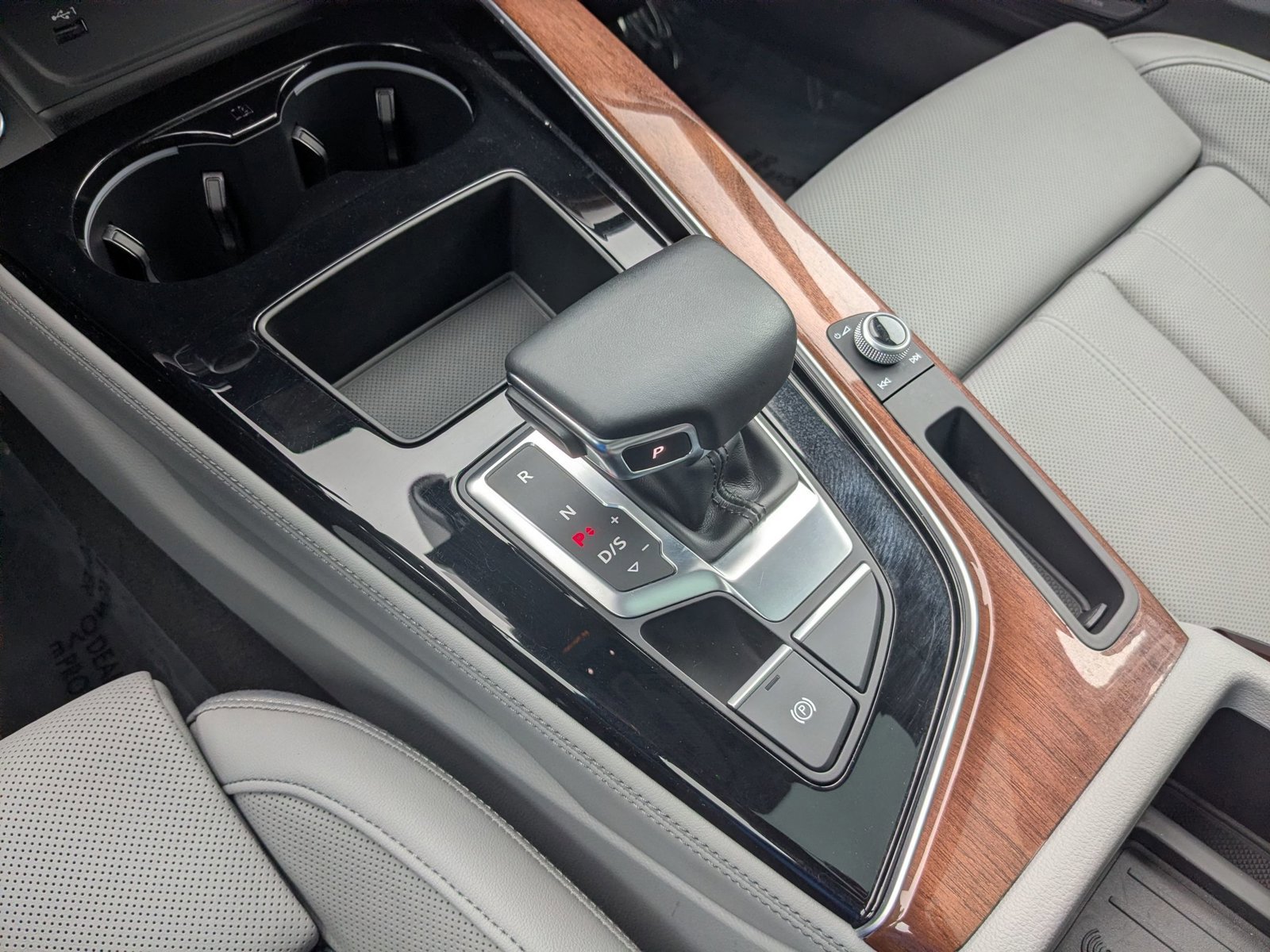 Used 2023 Audi A4 2.0T allroad Premium Plus w/ Premium Plus Package image 16