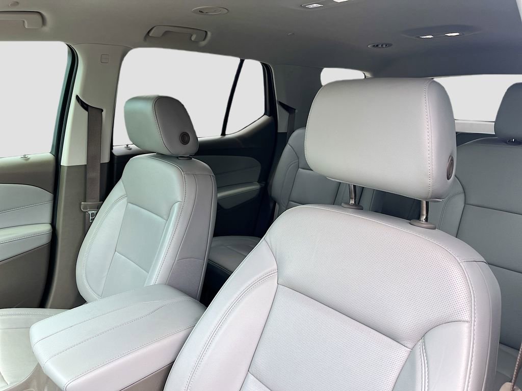 Used 2020 Chevrolet Traverse Premier FWD image 22