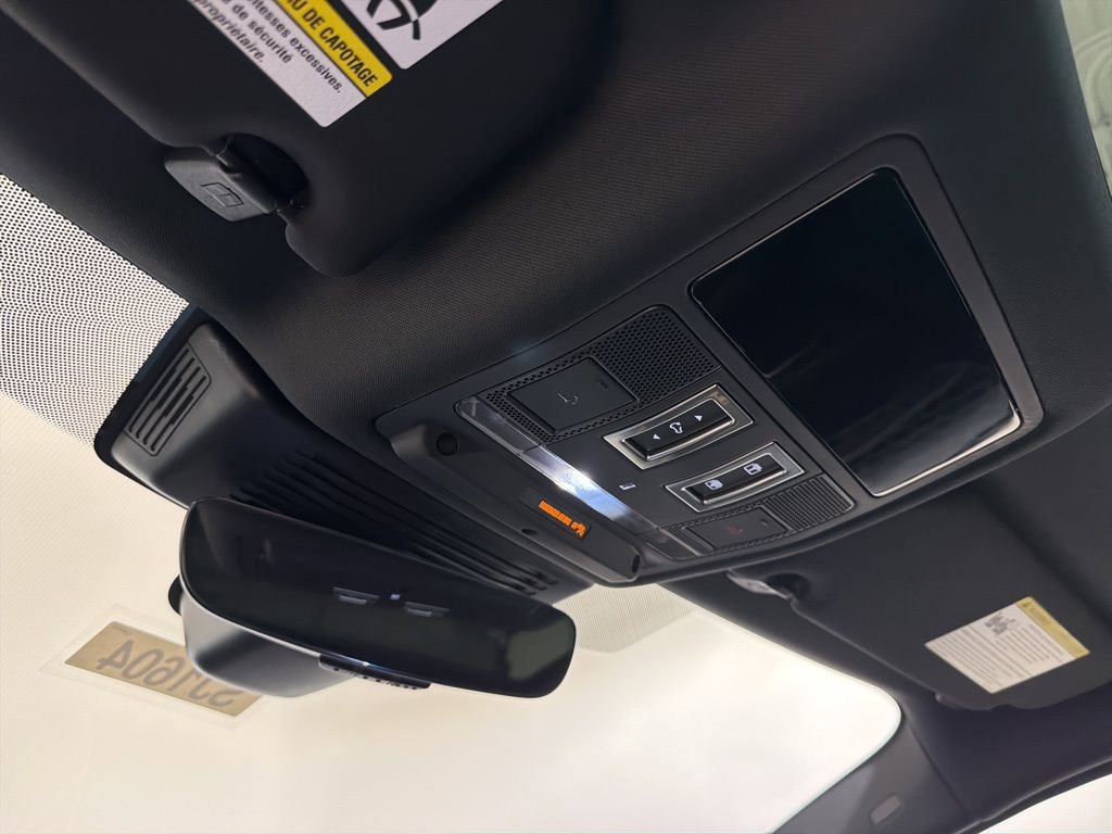 New 2026 Jaguar F-PACE R-Dynamic S image 18