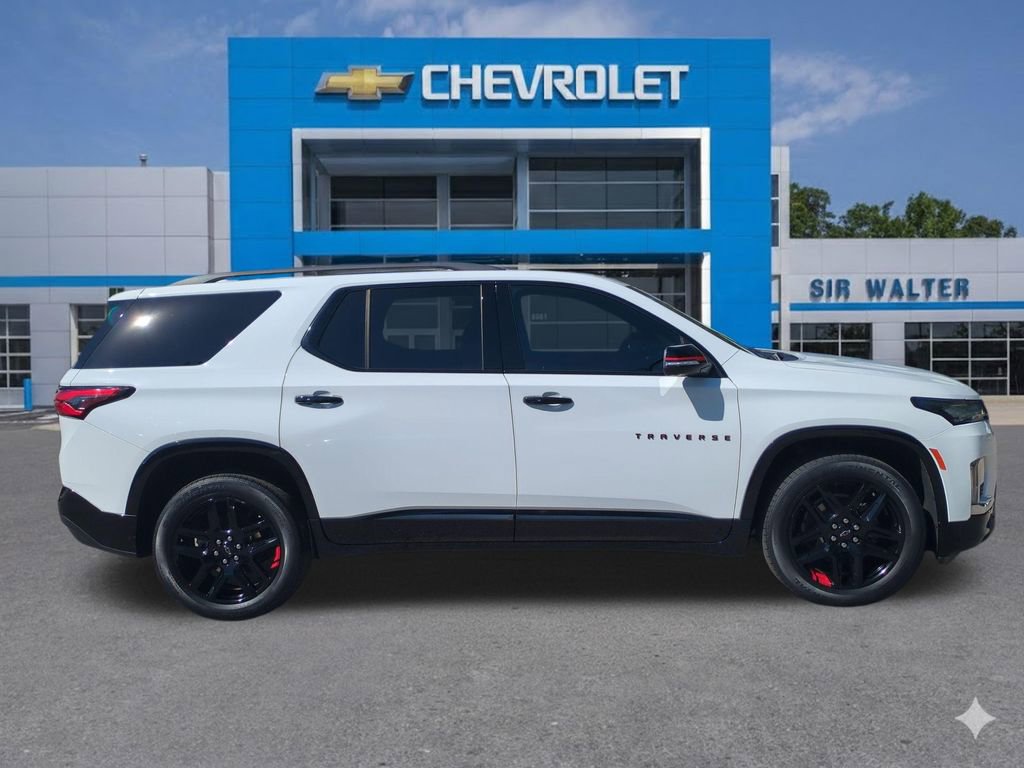 Used 2023 Chevrolet Traverse Premier w/ Redline Edition FWD image 7